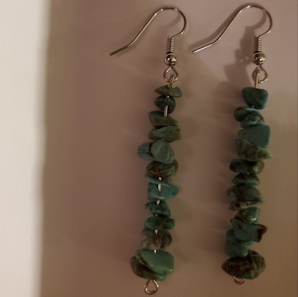 Hand crafted Dyed Turquoise Howlite Chip Bead Earrings.